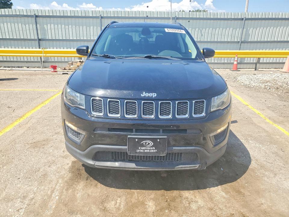 Снимка 5 от търг – 2019 JEEP COMPASS с VIN 3C4NJCAB4KT616505