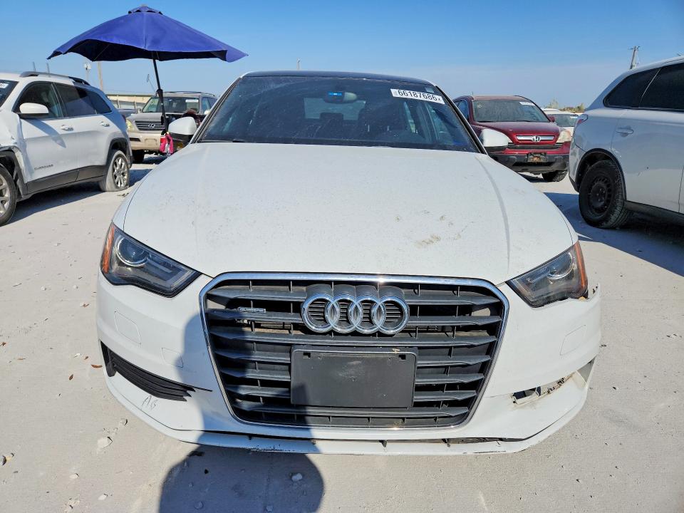 Снимка 5 от търг – 2015 AUDI A3 с VIN WAUBFGFFXF1005766