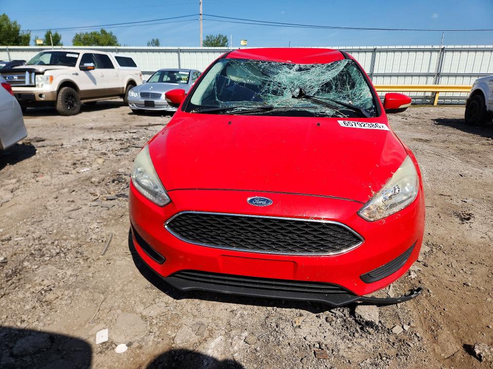 Photo 5 from auction – 2015 FORD FOCUS with VIN 1FADP3F24FL228913