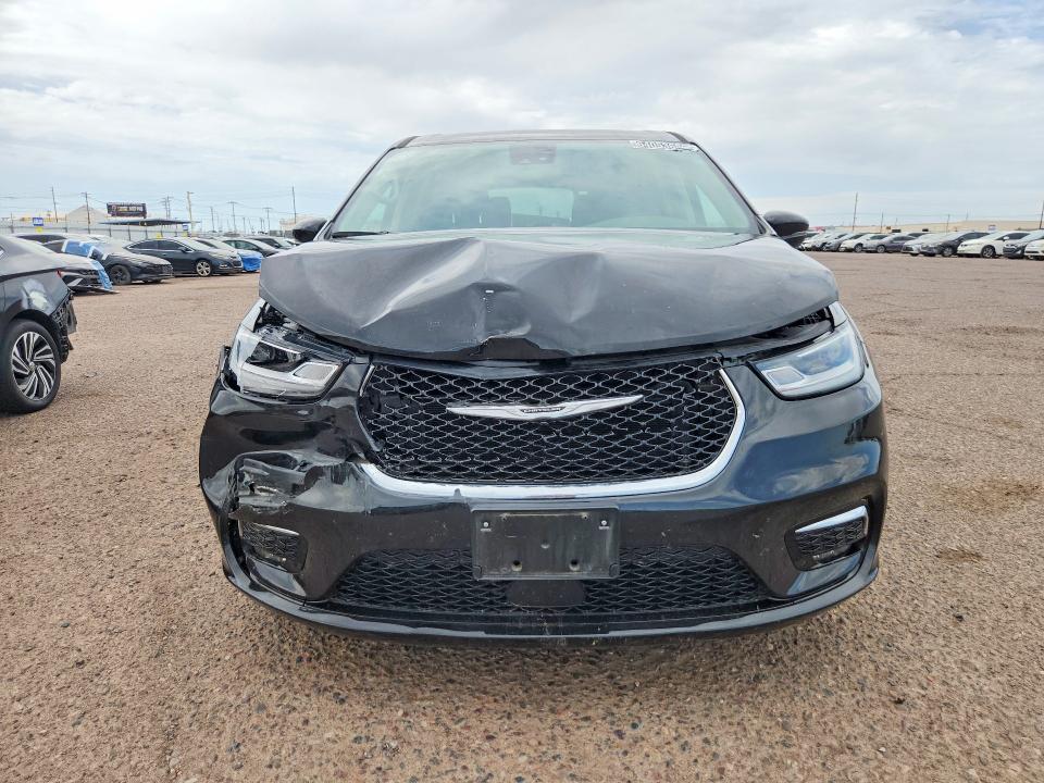 Photo 5 from auction – 2023 CHRYSLER PACIFICA with VIN 2C4RC1L78PR632550