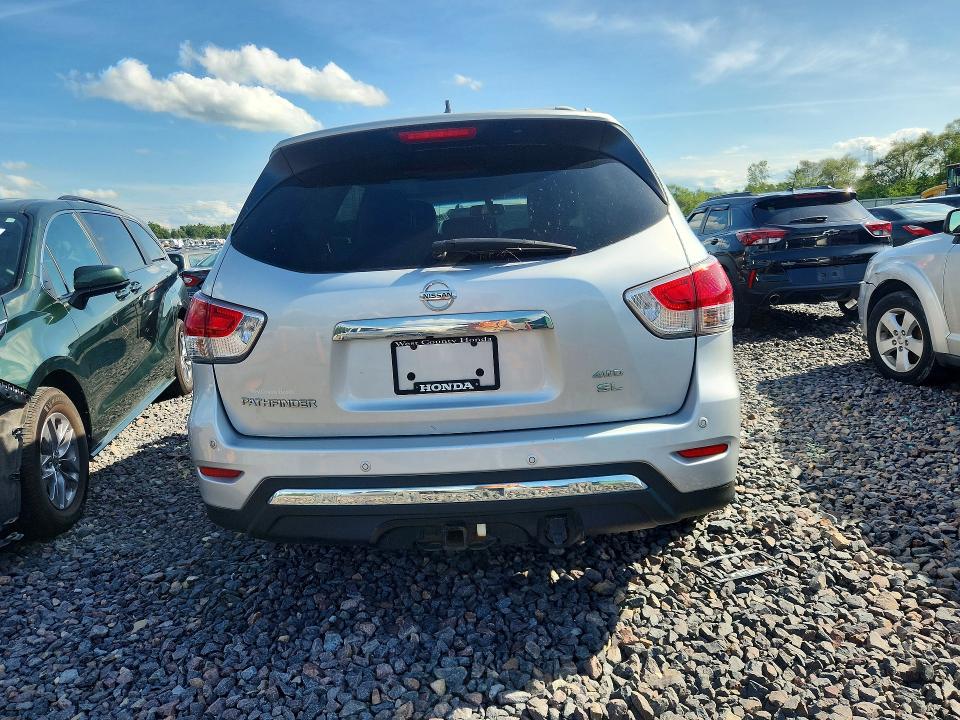 Photo 6 from auction – 2013 NISSAN PATHFINDER with VIN 5N1AR2MM4DC690029
