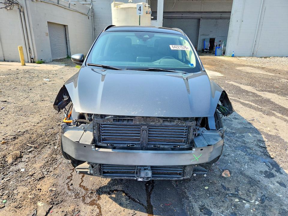 Photo 5 from auction – 2020 FORD ESCAPE with VIN 1FMCU9DZ3LUA94799
