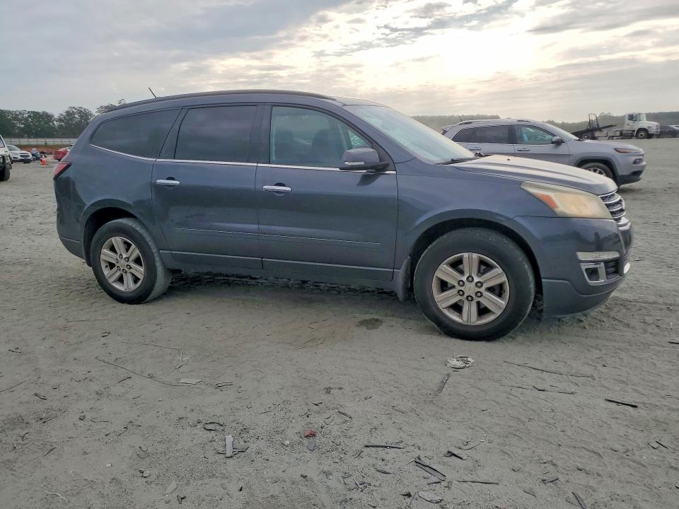 Photo 4 from auction – 2013 CHEVROLET TRAVERSE with VIN 1GNKRGKD8DJ188152
