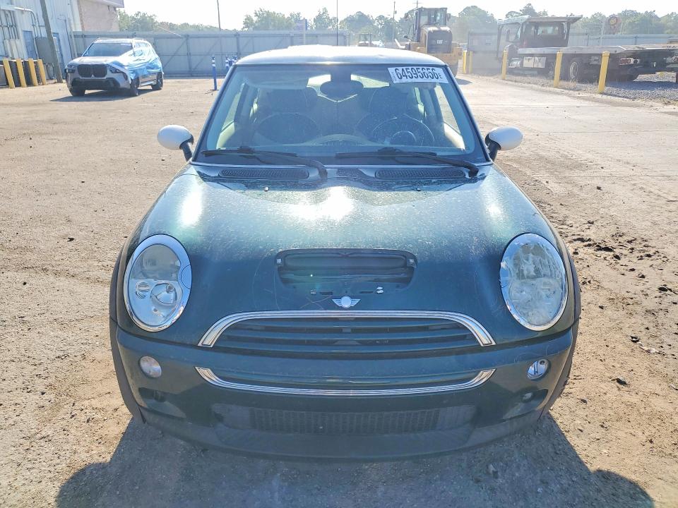 Photo 5 from auction – 2004 MINI COOPER with VIN WMWRE33434TD84174