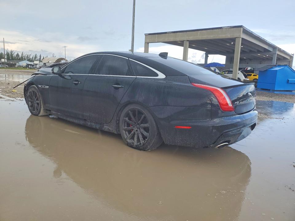 Photo 2 from auction – 2018 JAGUAR XJ with VIN SAJWA1C71J8W13691