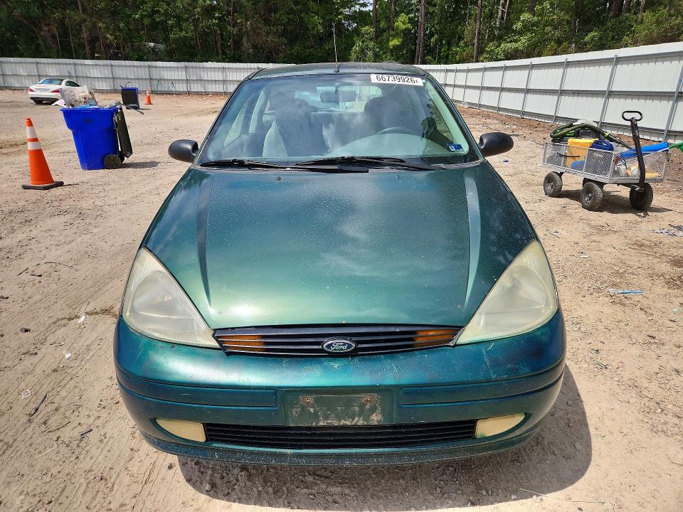 Photo 5 from auction – 2001 FORD FOCUS with VIN 3FAFP31391R215948