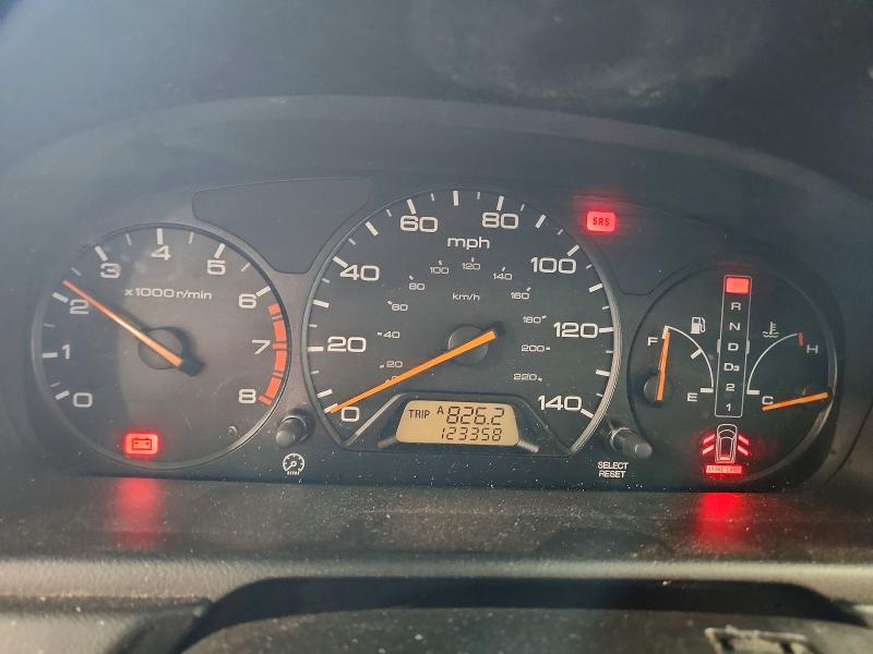Photo 9 from auction – 2004 HONDA ODYSSEY with VIN 5FNRL18834B133227