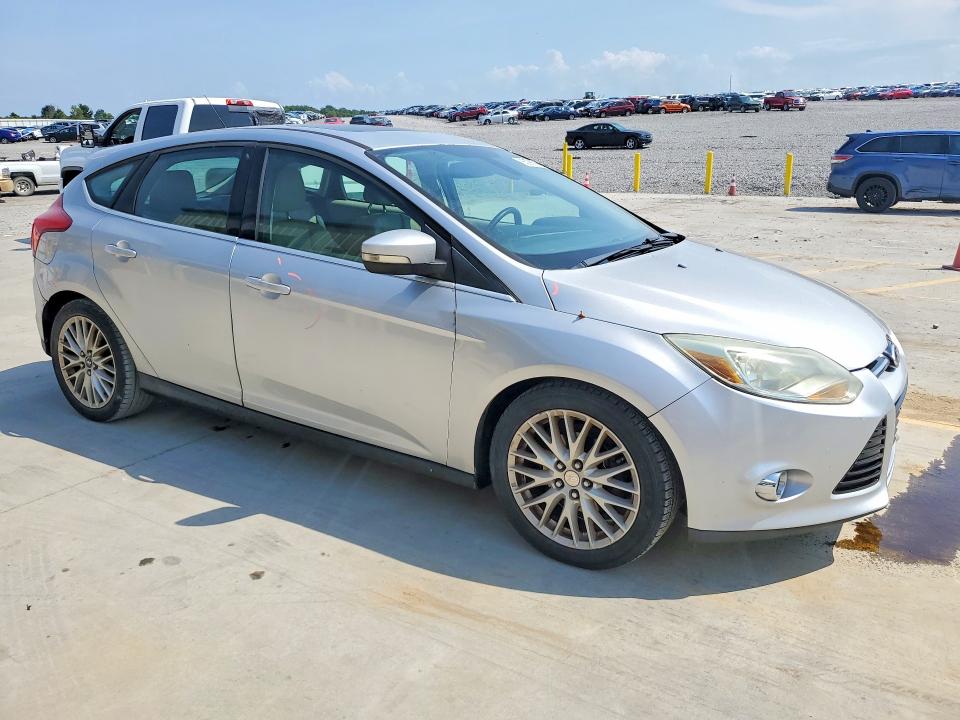 Photo 4 from auction – 2012 FORD FOCUS with VIN 1FAHP3M27CL120706