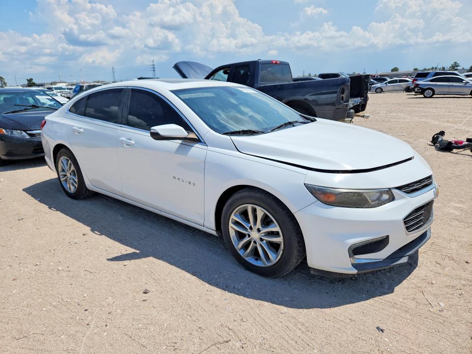 Photo 4 from auction – 2016 CHEVROLET MALIBU with VIN 1G1ZE5ST2GF348900