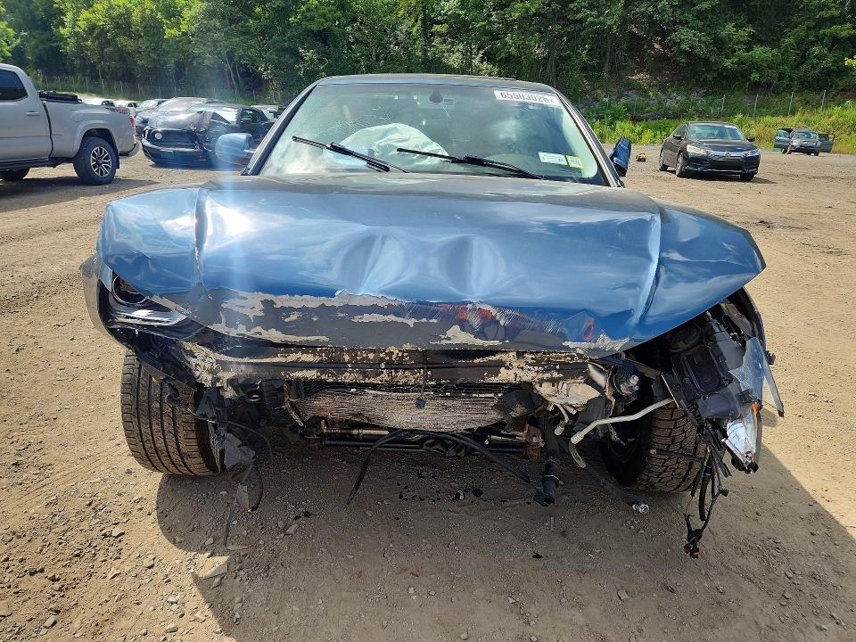 Photo 5 from auction – 2015 AUDI A4 with VIN WAUBFAFL0FN029683