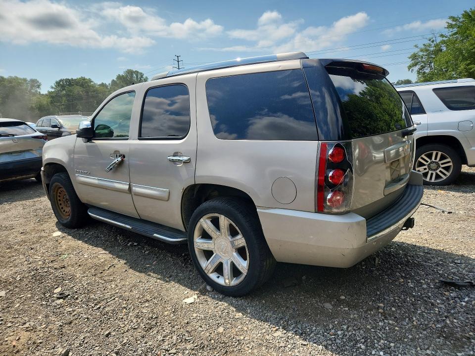 Photo 2 from auction – 2007 GMC YUKON with VIN 1GKFK63847J158360
