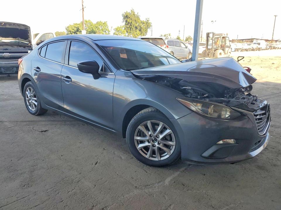 Foto 4 de la subasta – 2016 MAZDA 3 con VIN JM1BM1U7XG1276975