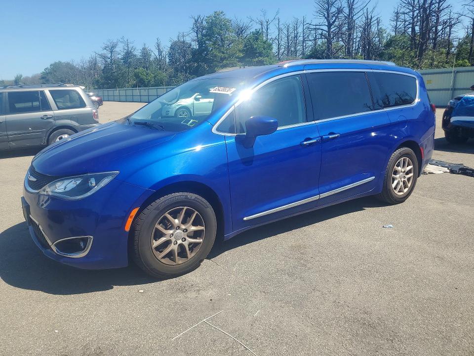 CHRYSLER PACIFICA 2020 with VIN 2C4RC1BG0LR105968 - Photo from auction