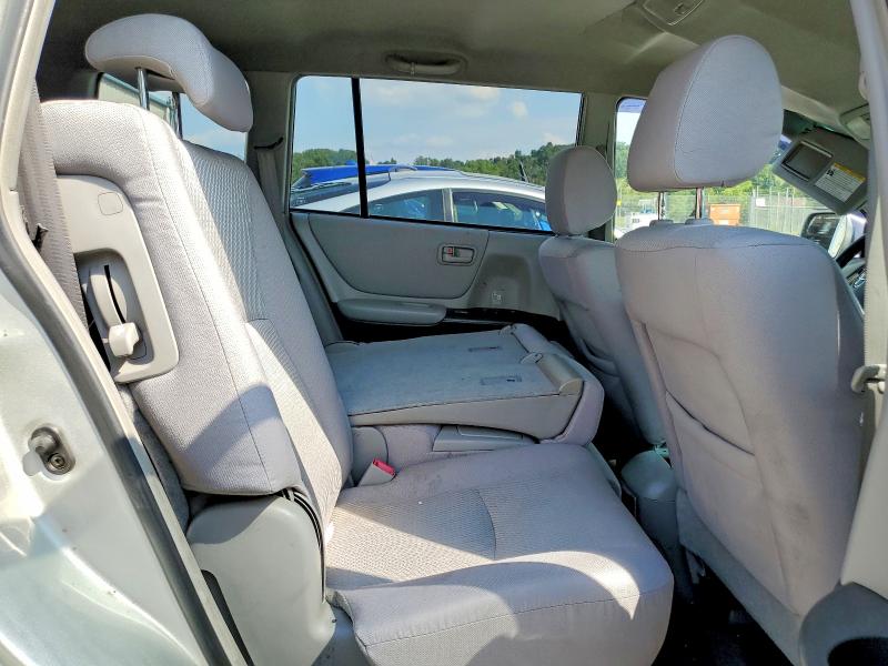 Photo 11 from auction – 2005 TOYOTA HIGHLANDER with VIN JTEEP21A450082161