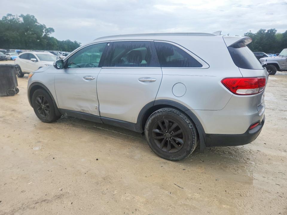 Photo 2 from auction – 2016 KIA SORENTO with VIN 5XYPG4A38GG096443
