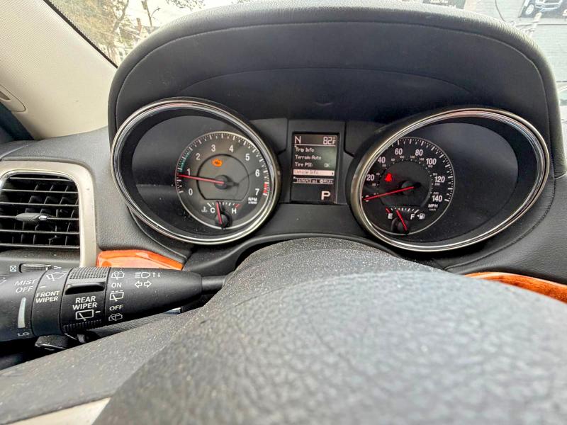 Photo 8 from auction – 2012 JEEP GRAND CHEROKEE with VIN 1C4RJFCG5CC288648