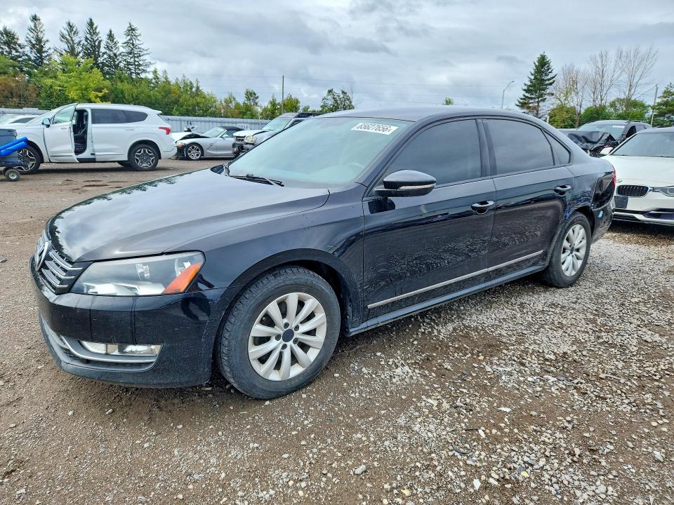 VOLKSWAGEN PASSAT 2012 z numerem VIN 1VWAN7A37CC007230 - Zdjęcie z aukcji