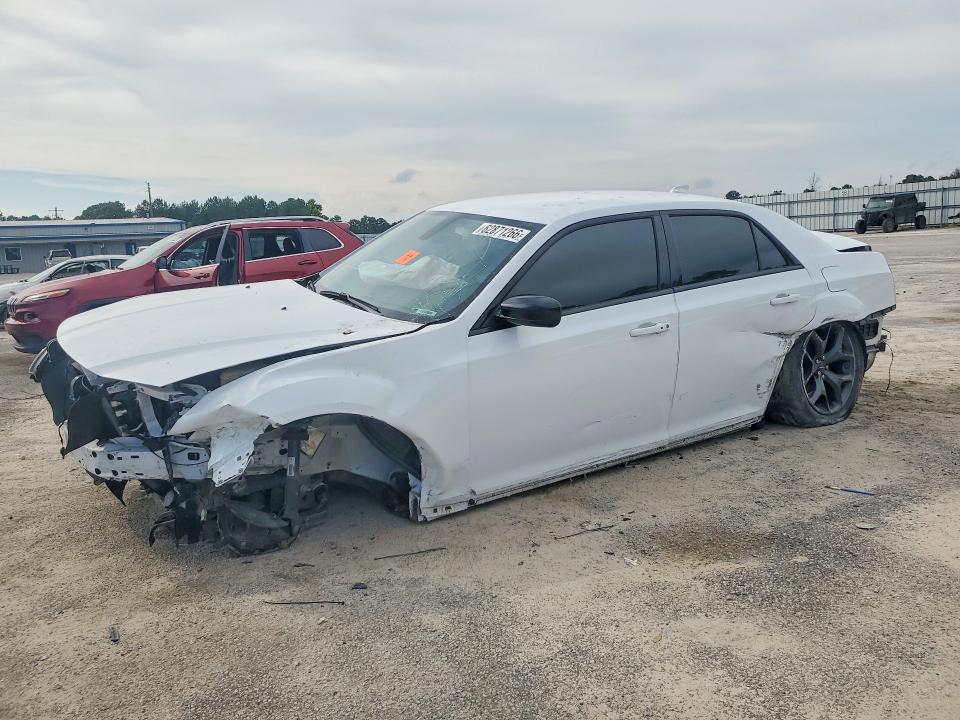 2023 CHRYSLER 300 - Търг №62871266