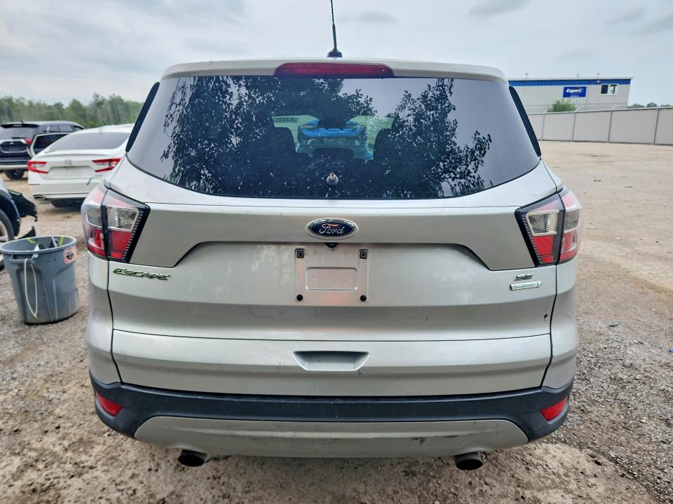 Photo 6 from auction – 2017 FORD ESCAPE with VIN 1FMCU0GD5HUE60815