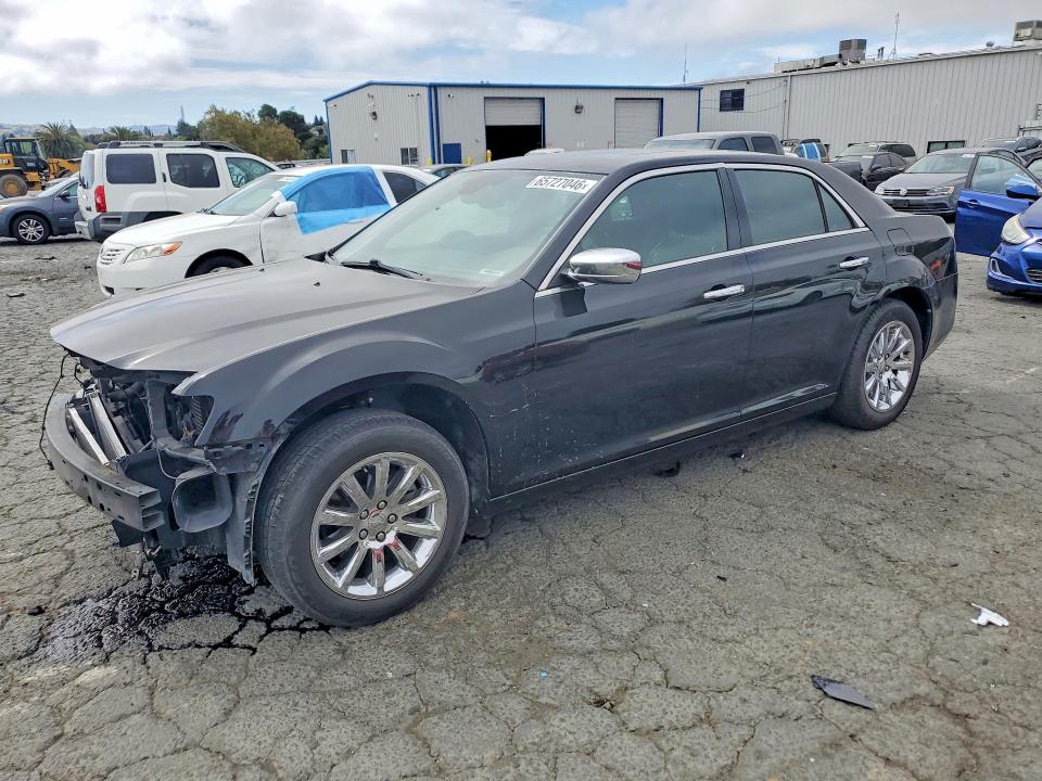 CHRYSLER 300C 2013 with VIN 2C3CCAEG3DH544787 - Photo from auction