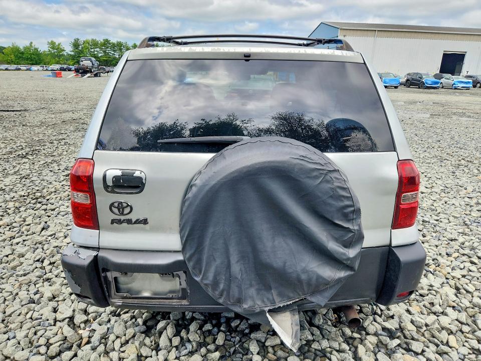 Photo 6 from auction – 2004 TOYOTA RAV4 with VIN JTEGD20V440029772