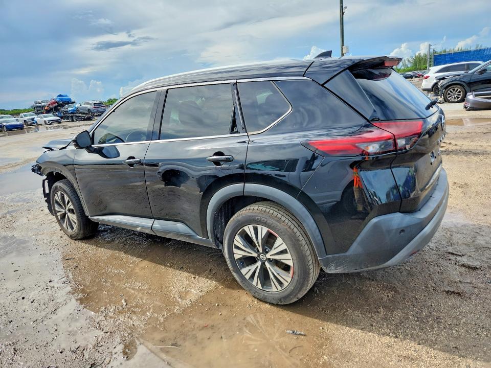 Photo 2 from auction – 2021 NISSAN ROGUE with VIN 5N1AT3BB0MC814385