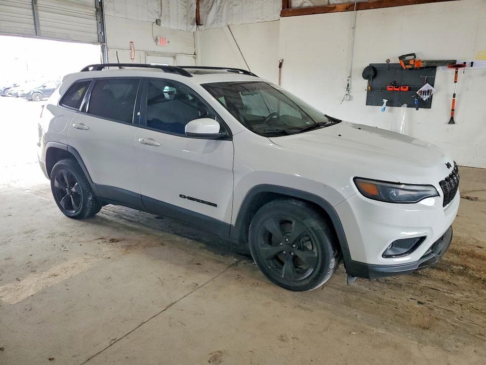 Photo 4 from auction – 2019 JEEP CHEROKEE with VIN 1C4PJLLN1KD286327