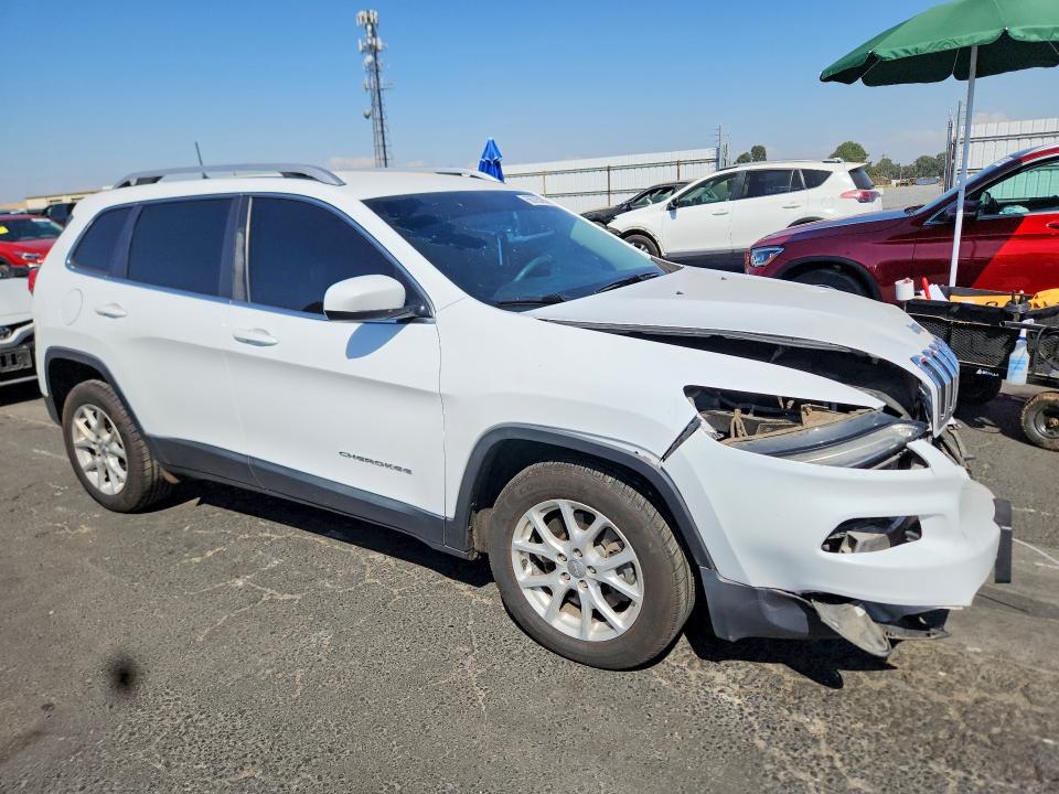 Photo 4 from auction – 2018 JEEP CHEROKEE with VIN 1C4PJLCB9JD615327