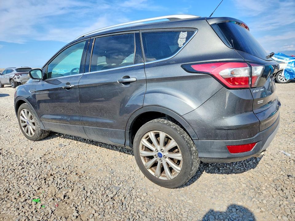 Photo 2 from auction – 2017 FORD ESCAPE with VIN 1FMCU9J95HUC28868