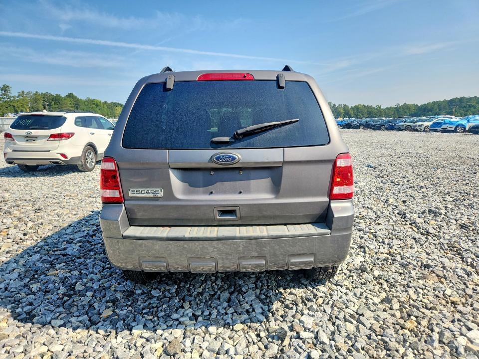 Photo 6 from auction – 2011 FORD ESCAPE with VIN 1FMCU0D78BKB45363