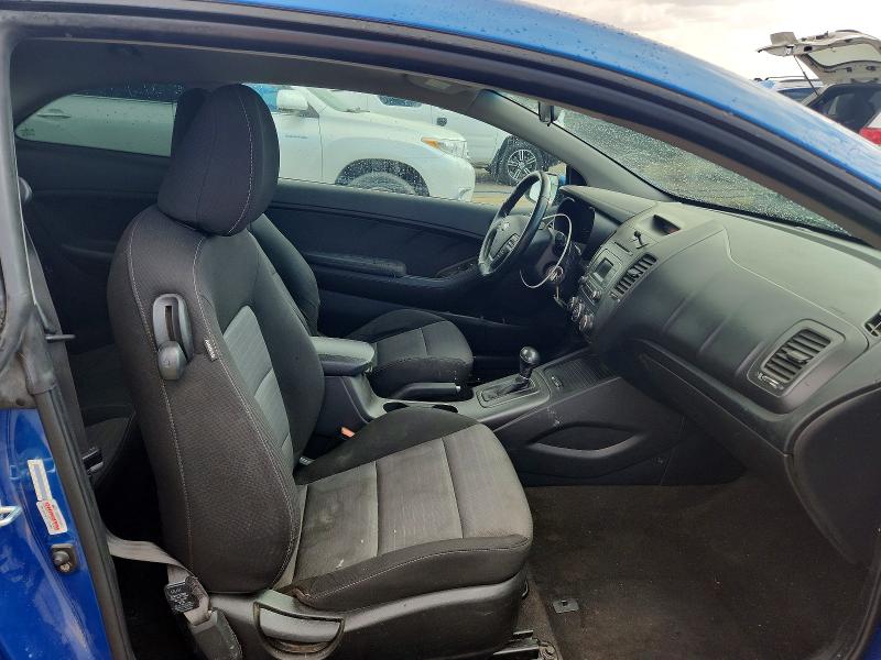 Photo 10 from auction – 2015 KIA FORTE KOUP with VIN KNAFX6A83F5371028
