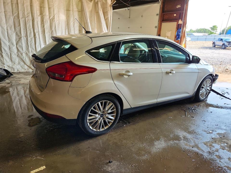 Photo 3 from auction – 2018 FORD FOCUS with VIN 1FADP3N24JL314426