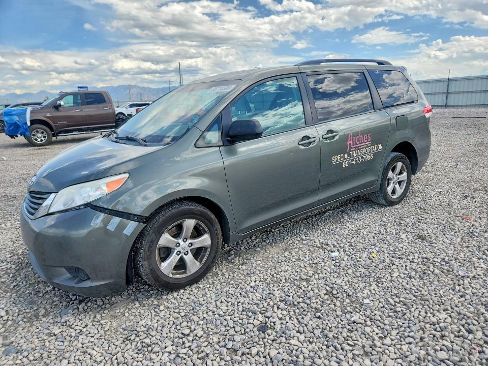 TOYOTA SIENNA 2012 with VIN 5TDKK3DC2CS228852 - Photo from auction