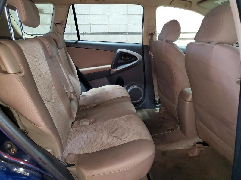 Photo 11 from auction – 2006 TOYOTA RAV4 with VIN JTMBD33V365031468