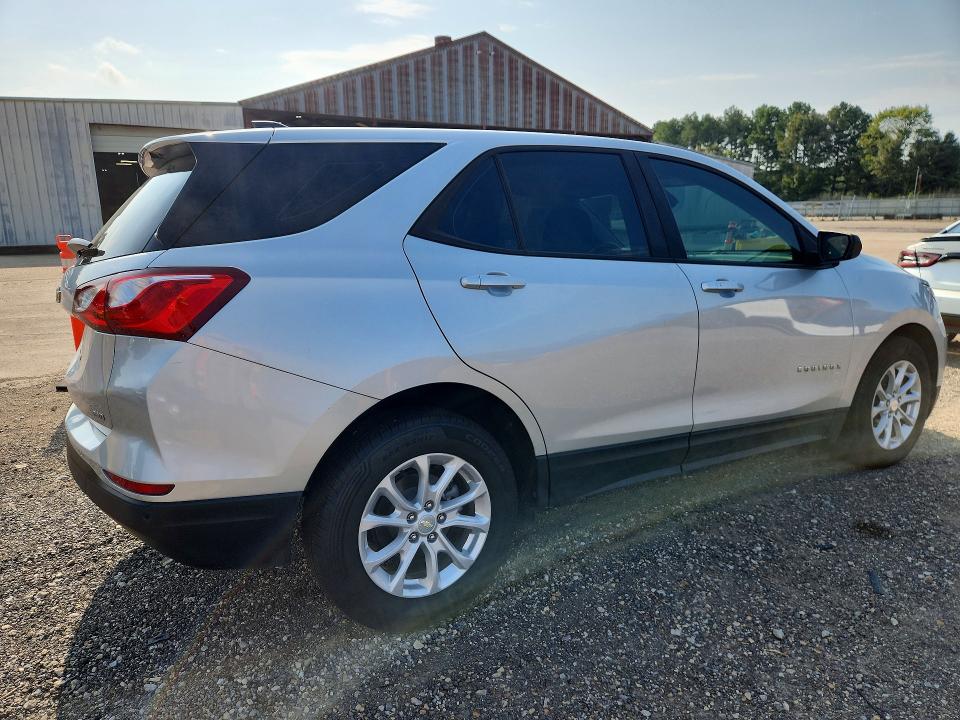 Photo 3 from auction – 2021 CHEVROLET EQUINOX with VIN 3GNAX5EV1MS118128