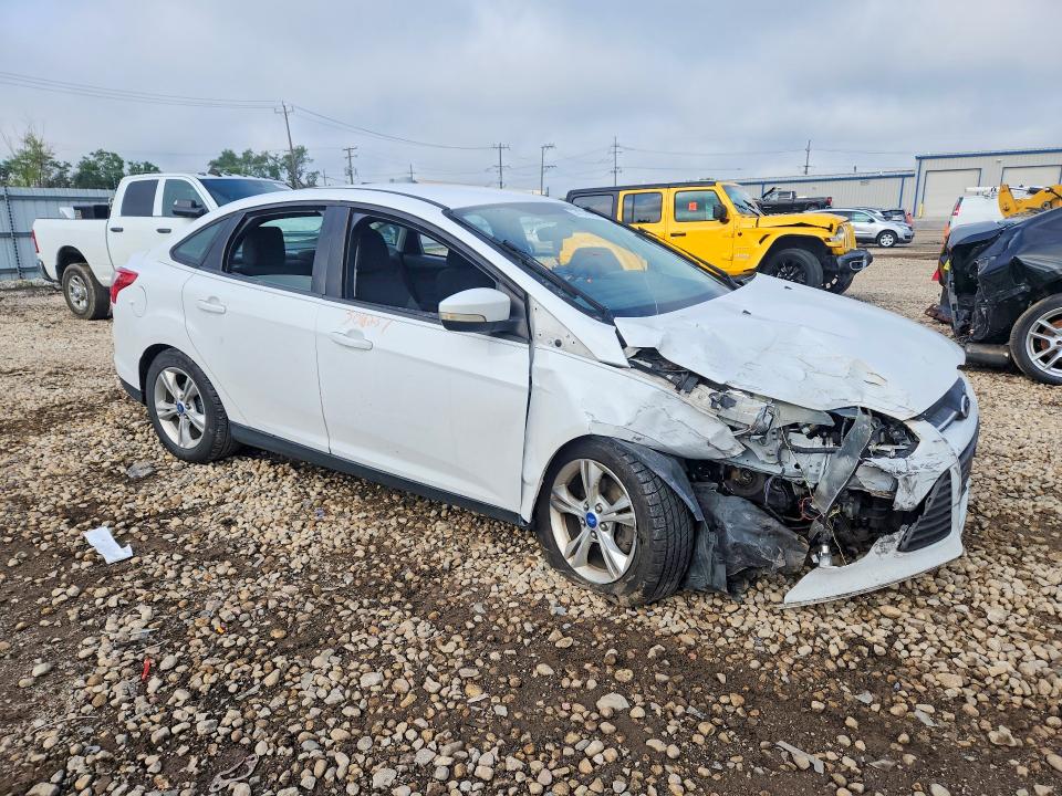 Photo 4 from auction – 2013 FORD FOCUS with VIN 1FADP3F29DL232016