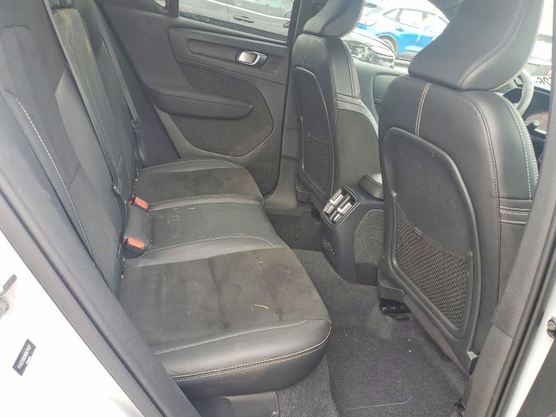 Photo 11 from auction – 2022 VOLVO XC40 with VIN YV4ED3UB2N2677437