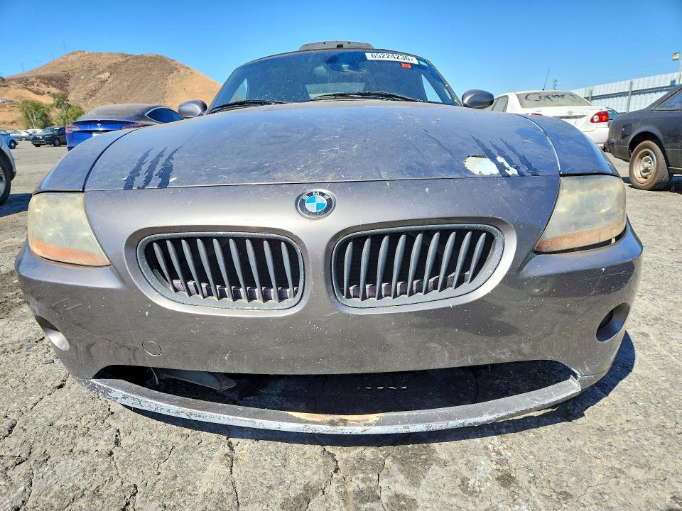 Photo 5 from auction – 2003 BMW Z4 with VIN 4USBT53463LU00394