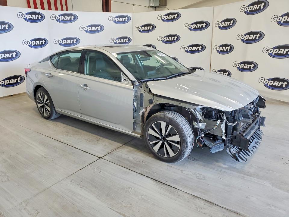 Photo 4 from auction – 2022 NISSAN ALTIMA with VIN 1N4BL4EV4NN401627