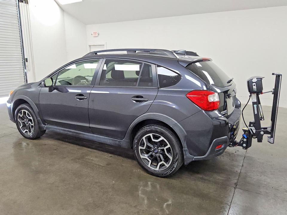 Photo 2 from auction – 2017 SUBARU CROSSTREK with VIN JF2GPAKC4H8234020