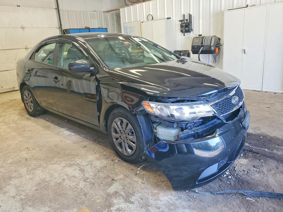 Photo 4 from auction – 2013 KIA FORTE with VIN KNAFT4A27D5718868