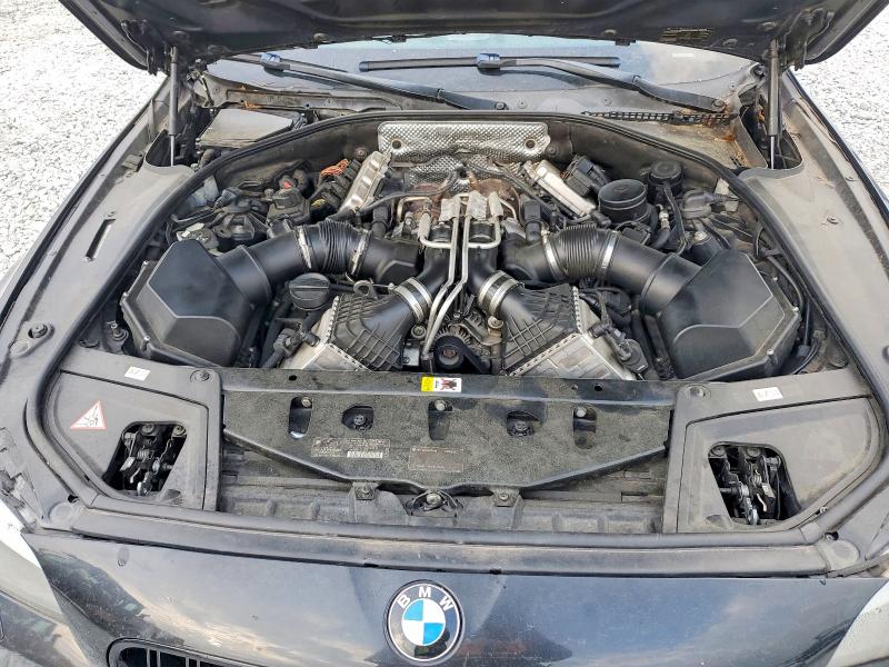 Photo 11 from auction – 2013 BMW M5 with VIN WBSFV9C55DD095945
