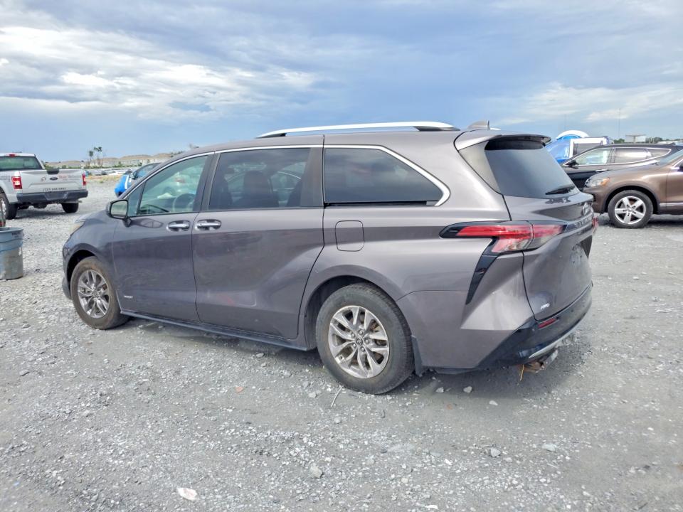 Photo 2 from auction – 2021 TOYOTA SIENNA with VIN 5TDESKFC8MS014101