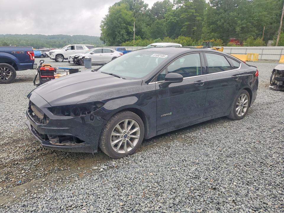 FORD FUSION 2017 con VIN 3FA6P0LU4HR148450 - Foto de la subasta