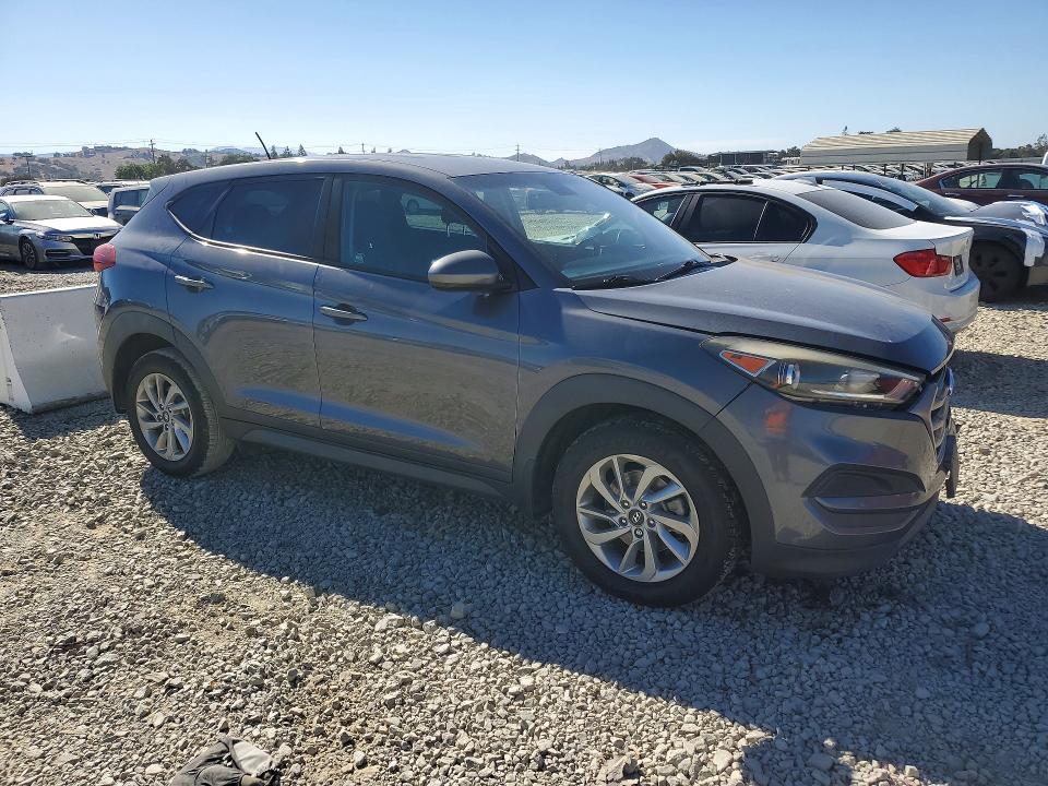 Photo 4 from auction – 2016 HYUNDAI TUCSON with VIN KM8J23A46GU209890