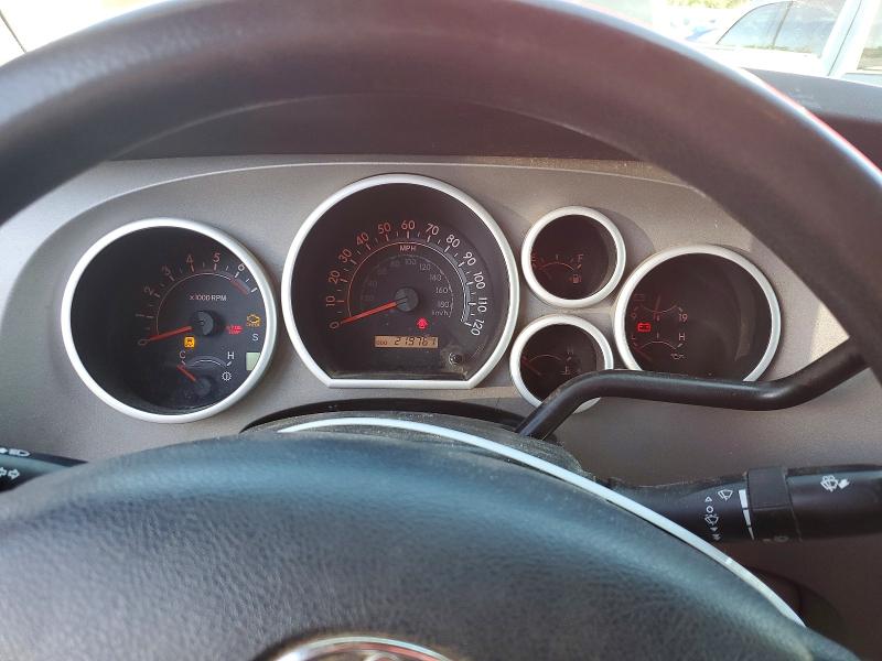 Photo 9 from auction – 2011 TOYOTA TUNDRA with VIN 5TFUM5F12BX021199