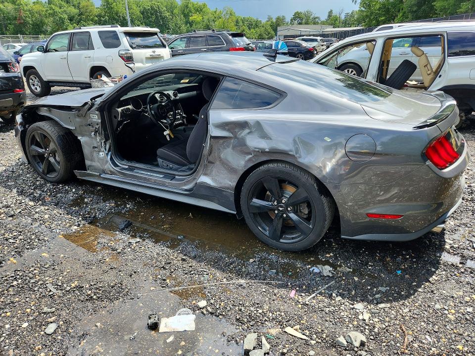 Photo 2 from auction – 2021 FORD MUSTANG with VIN 1FA6P8CF7M5116492