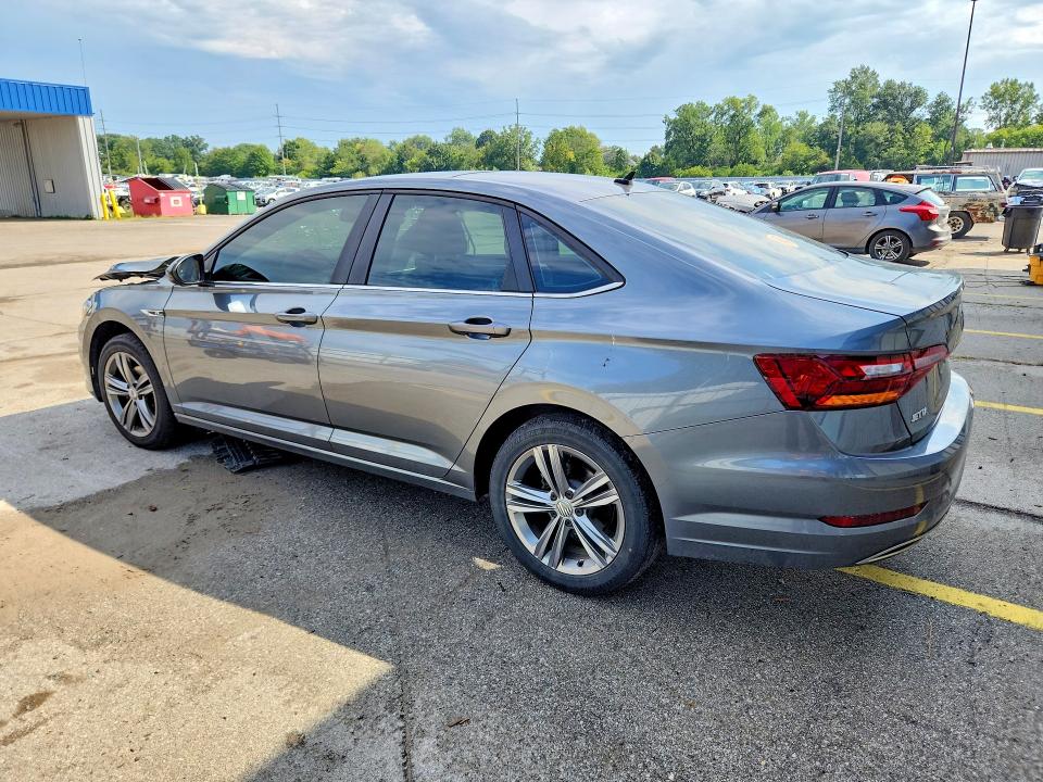 Photo 2 from auction – 2019 VOLKSWAGEN JETTA with VIN 3VWC57BU6KM103329
