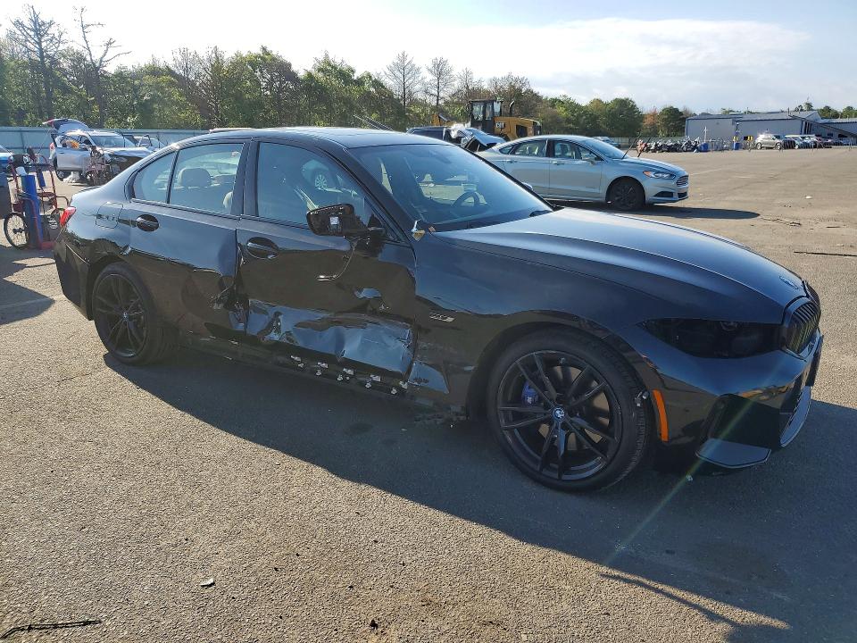 Photo 4 from auction – 2023 BMW 330XE with VIN 3MW39FS09P8D35211