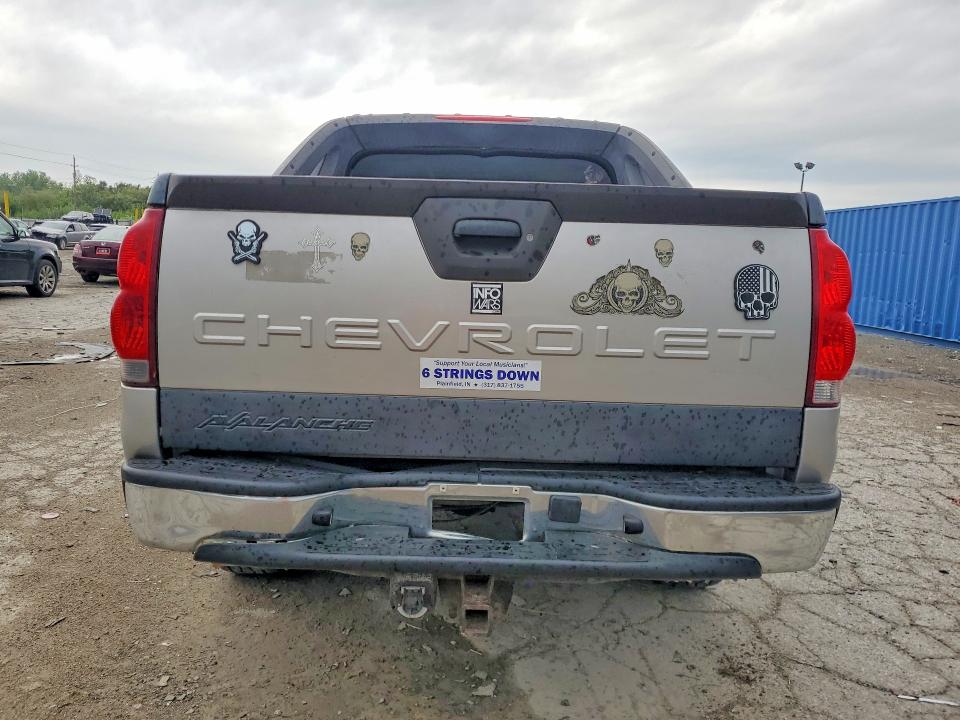 Photo 6 from auction – 2005 CHEVROLET AVALANCHE with VIN 3GNEK12Z65G103578